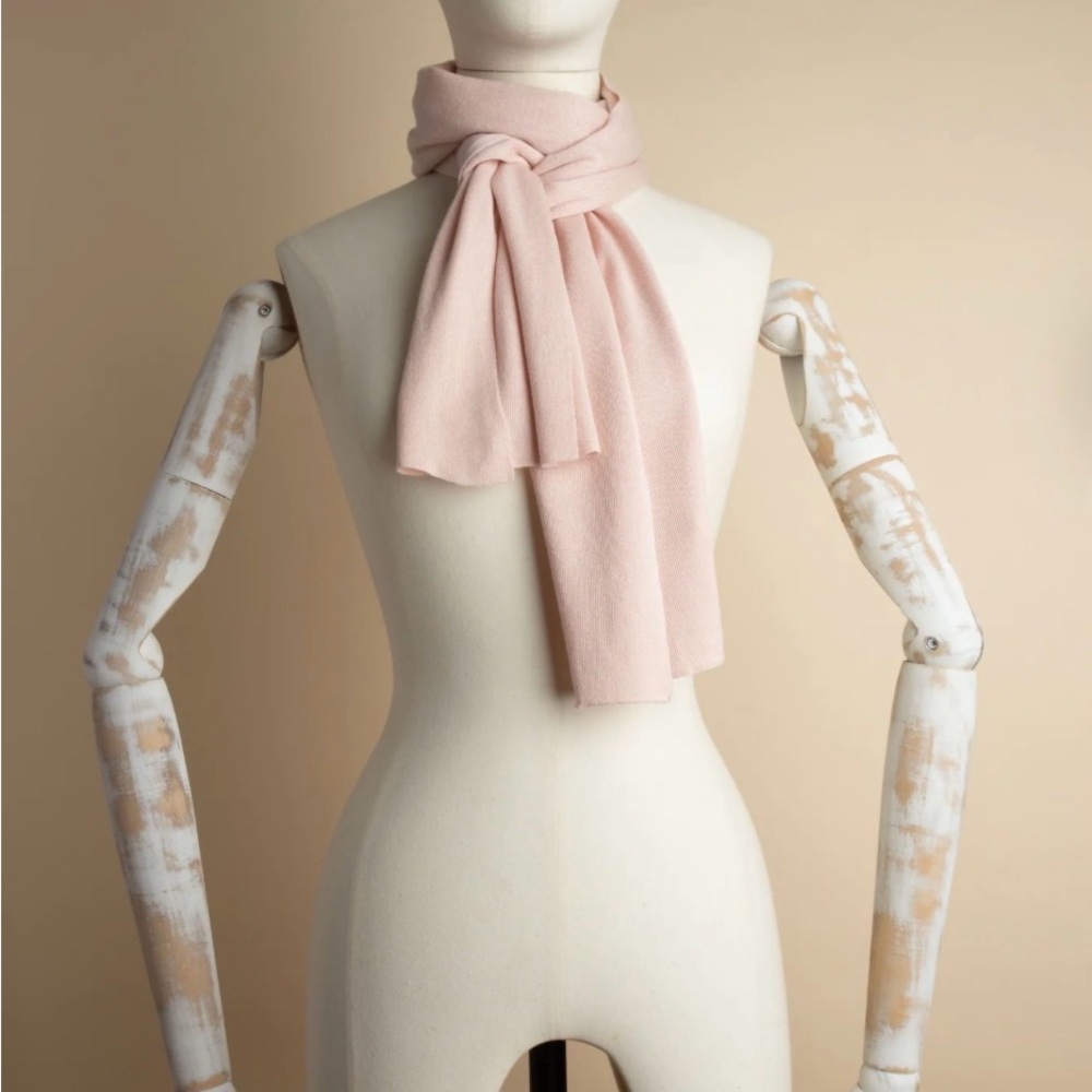 Soft Pink Women's Scarf from Ca Va de Soi in cashmere, wool and silk
